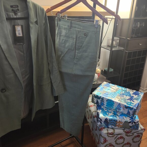 Classic suit - Picture 10 of 11